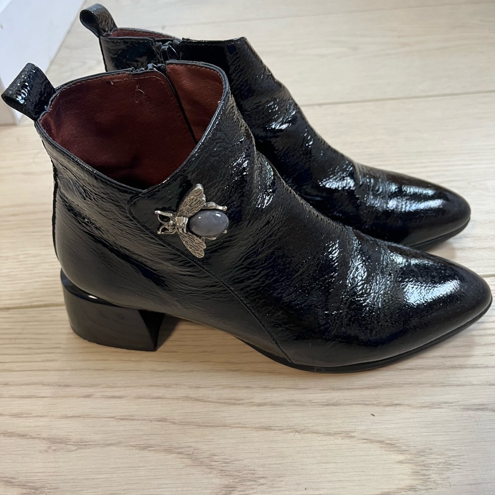 Black Ankle Boots with Decorative Accent